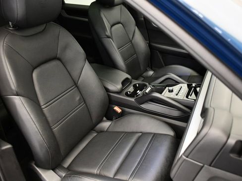 Used 2024 Porsche Cayenne S image 52