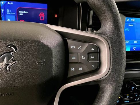 Used 2022 Ford Bronco 2-Door AWD/4WD image 18