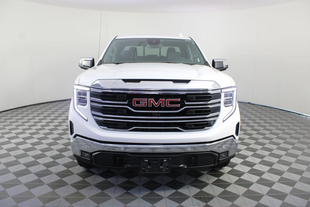 Used 2025 GMC Sierra 1500 SLT w/ SLT Premium Plus Package AWD/4WD image 29