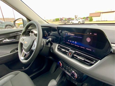 New 2026 Chevrolet TrailBlazer LT w/ LT Cold Weather Package image 44