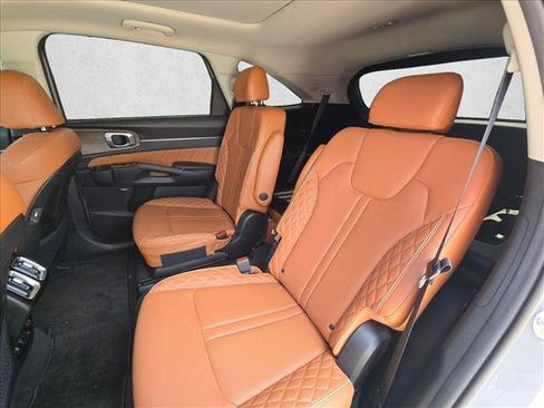 Used 2023 Kia Sorento SX Prestige AWD/4WD image 20
