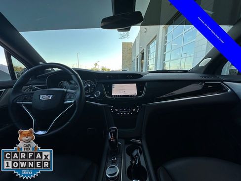 Used 2023 Cadillac XT6 Sport w/ LPO, ONYX Package image 26