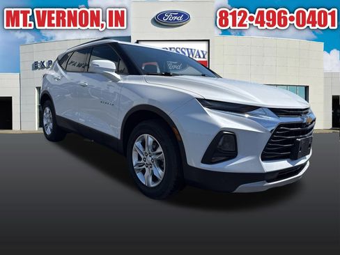 Used 2021 Chevrolet Blazer LT FWD image 3