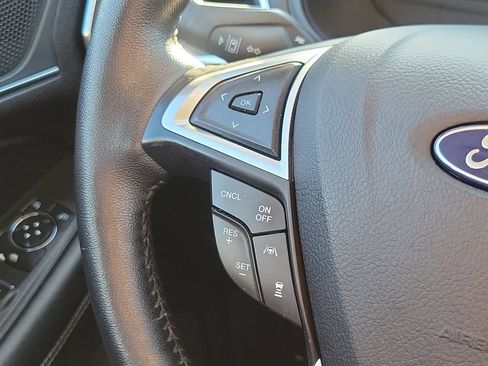 Certified 2023 Ford Edge Titanium AWD/4WD image 13