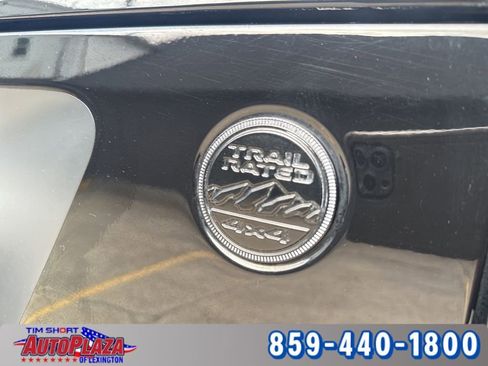 Used 2021 Jeep Gladiator Sport image 12