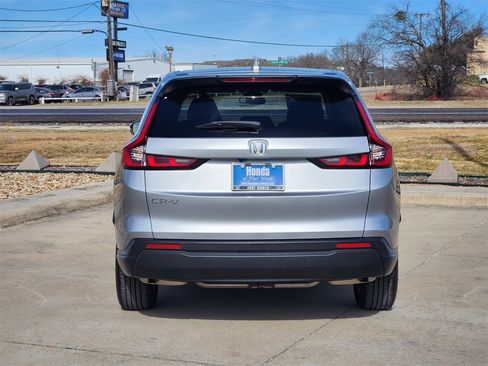 Certified 2025 Honda CR-V EX image 6