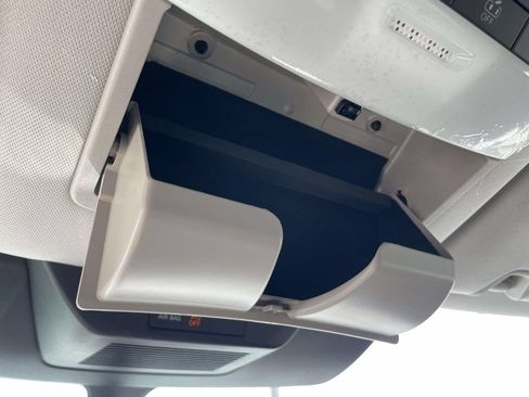 New 2026 Nissan Pathfinder SV FWD image 19