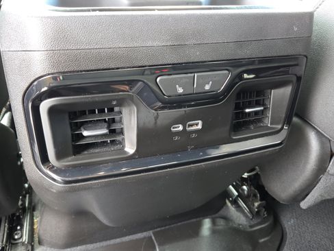 Certified 2024 GMC Sierra 1500 AT4 w/ Technology Package AWD/4WD image 14