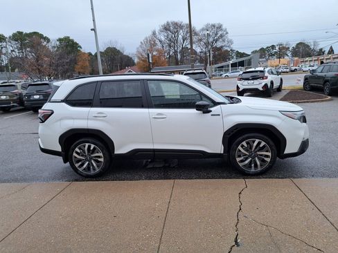 New 2025 Subaru Forester Touring image 7