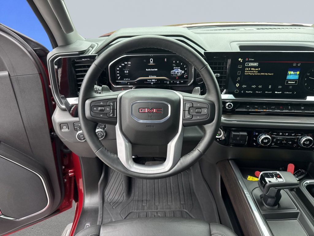 Used 2024 GMC Sierra 1500 SLT w/ SLT Convenience Package AWD/4WD image 11