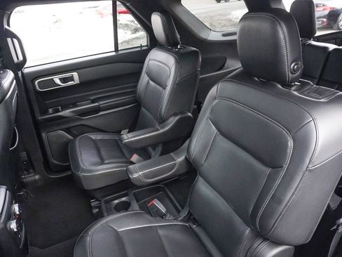 Used 2020 Ford Explorer XLT w/ Equipment Group 202A image 44