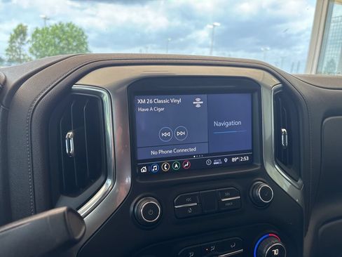 Used 2019 Chevrolet Silverado 1500 LTZ w/ LTZ Premium Package AWD/4WD image 11