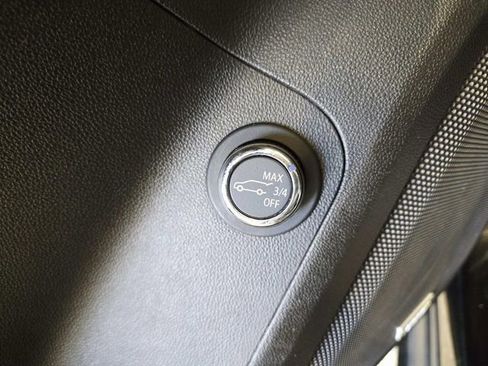 Certified 2023 GMC Acadia Denali w/ Black Diamond Edition image 37