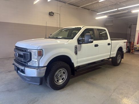 Used 2022 Ford F350 XL w/ Power Equipment Group image 3