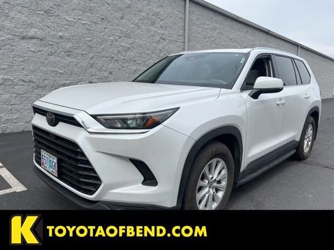 Certified 2024 Toyota Grand Highlander AWD image 1