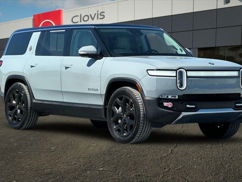 Used 2023 Rivian R1S Adventure AWD/4WD image 10