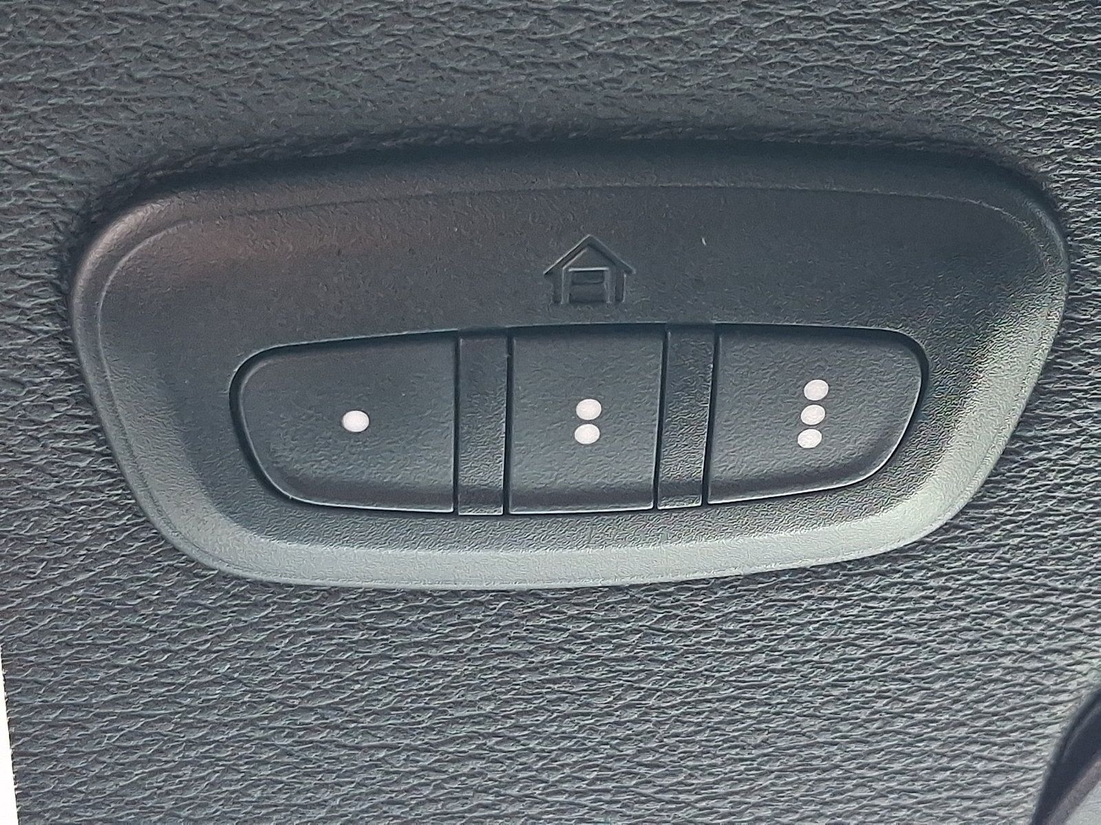 Used 2023 Jeep Wrangler Unlimited Sport AWD/4WD image 28