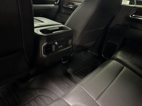 Used 2022 GMC Sierra 1500 Elevation w/ Elevation Premium Package image 33
