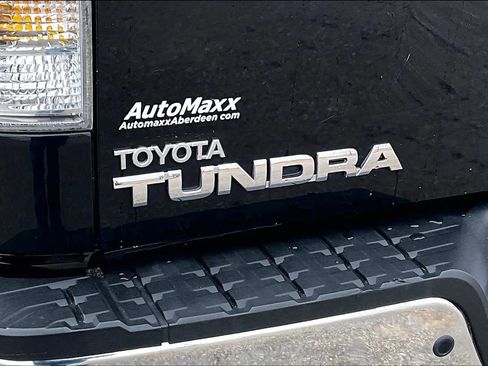 Used 2010 Toyota Tundra Limited AWD/4WD image 30