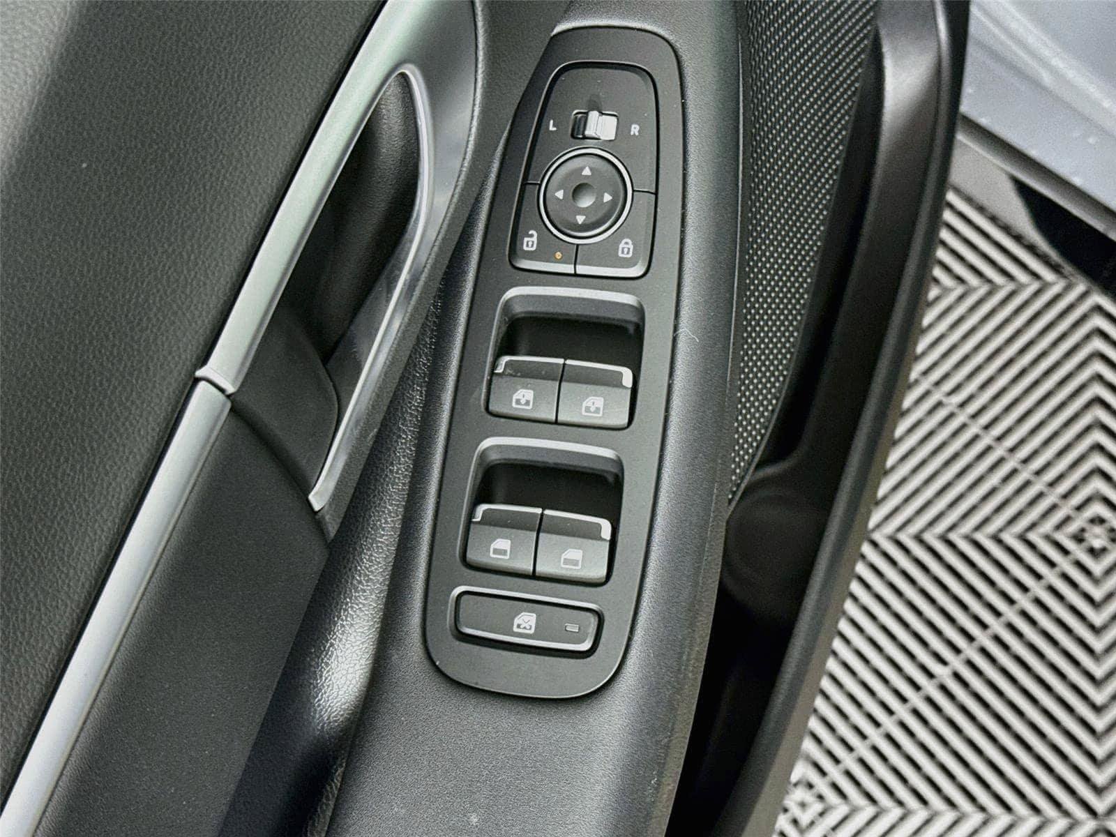 New 2026 Hyundai Sonata SEL FWD image 19