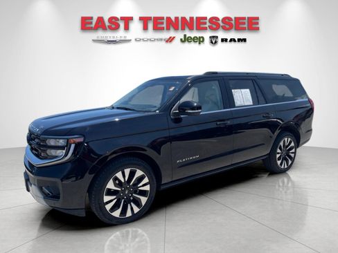 Used 2025 Ford Expedition Max Platinum w/ Driver's Package AWD/4WD image 7