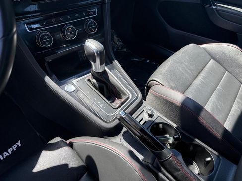 Used 2015 Volkswagen GTI Autobahn w/ Lighting Package (SEL) FWD image 13