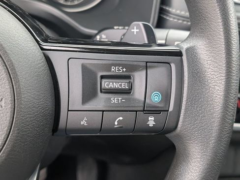Certified 2023 Nissan Rogue SV FWD image 21
