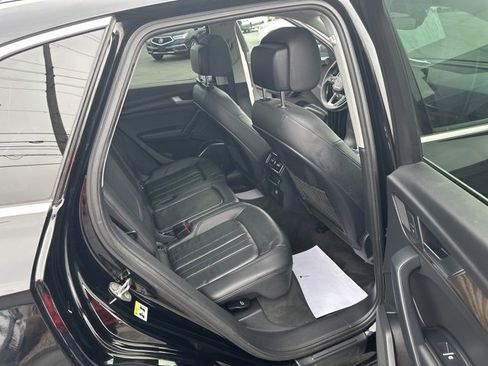 Used 2019 Audi Q5 2.0T Premium w/ Convenience Package image 19