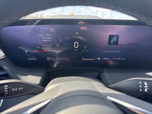 Used 2025 Buick Enclave Preferred image 28