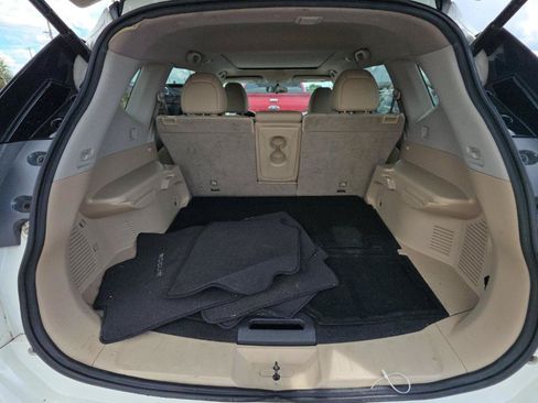 Used 2016 Nissan Rogue SL w/ SL Premium Package FWD image 18