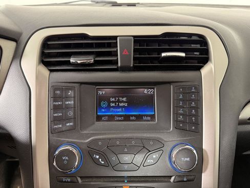 Used 2016 Ford Fusion SE w/ Equipment Group 202A AWD/4WD image 5
