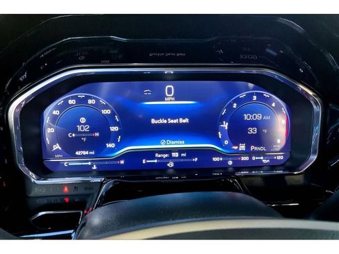 Used 2024 Chevrolet Silverado 2500 ZR2 w/ Technology Package image 22