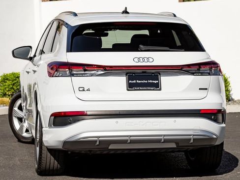 Used 2023 Audi Q4 e-tron Prestige AWD/4WD image 9