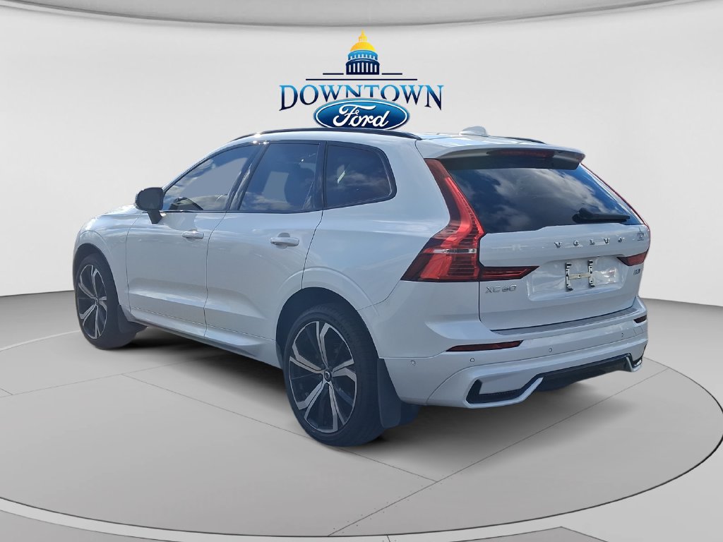 Used 2024 Volvo XC60 B5 Ultimate w/ Protection Package Premier AWD/4WD image 5