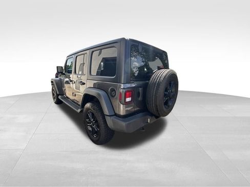 Used 2022 Jeep Wrangler Unlimited Sport AWD/4WD image 5