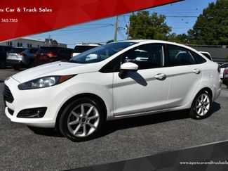 Used 2019 Ford Fiesta SE w/ Equipment Group 201A image 1