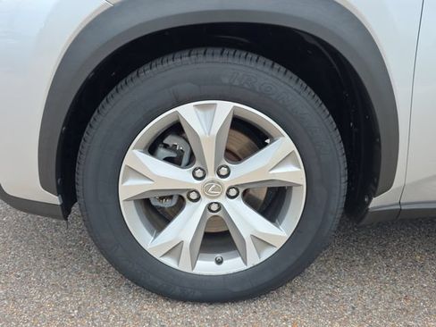 Used 2017 Lexus NX 200t FWD w/ Premium Package image 9