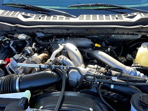 Used 2024 Ford F250 Lariat w/ Chrome Package image 26