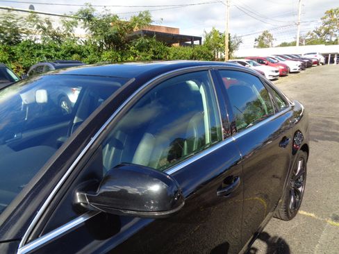 Used 2011 Audi A4 2.0T Premium Plus w/ Premium Plus Pkg image 11