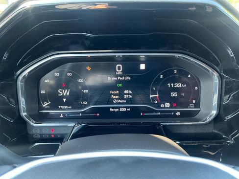 Used 2023 GMC Sierra 1500 SLT w/ SLT Premium Package image 24