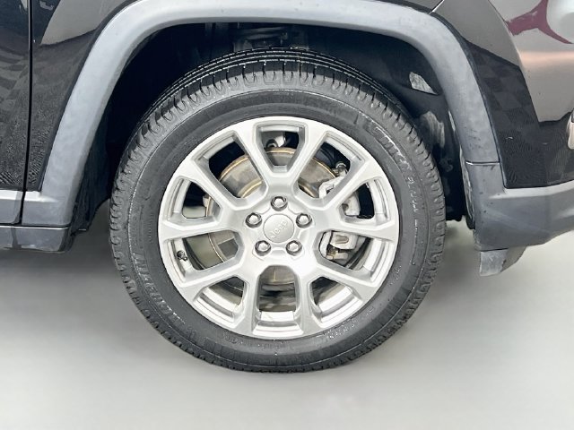 Used 2022 Jeep Compass Latitude AWD/4WD image 34
