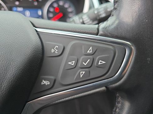 Used 2021 Chevrolet Equinox LT image 22