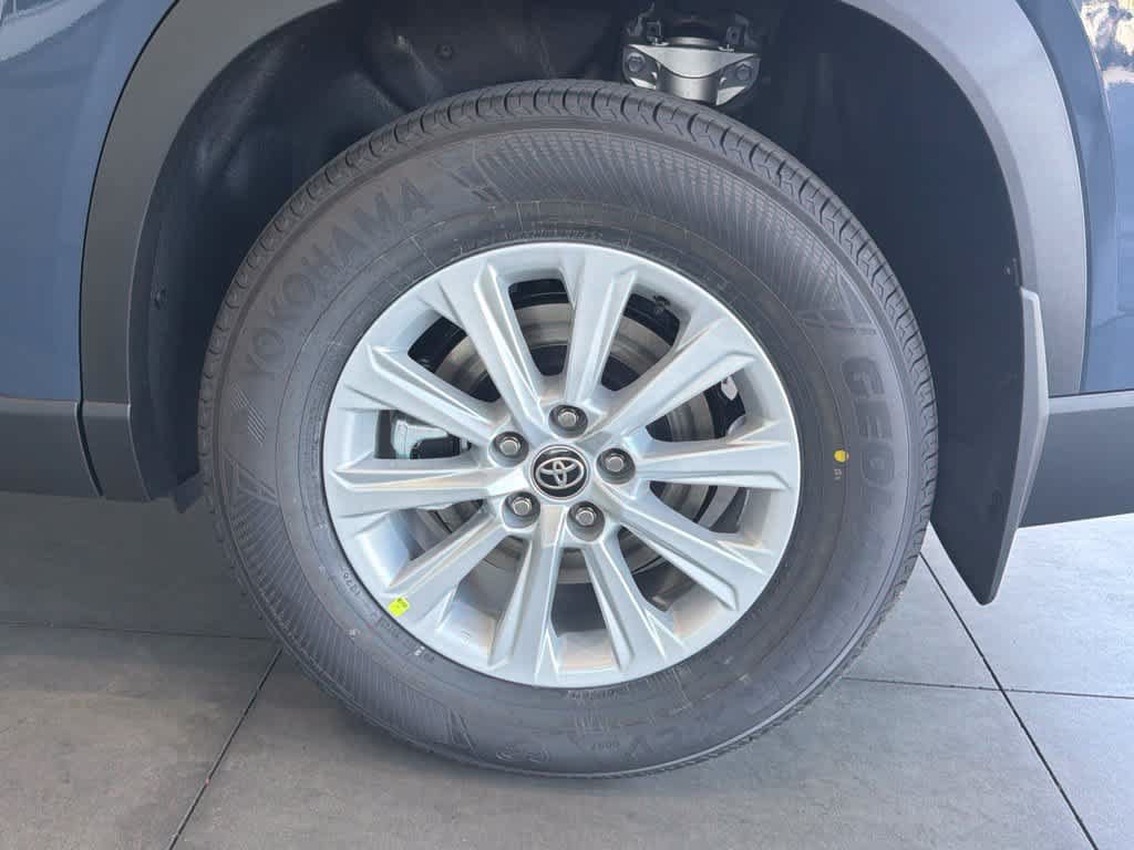New 2026 Toyota Grand Highlander XLE FWD image 14