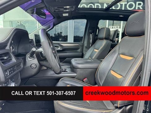 Used 2021 GMC Yukon AT4 w/ Rear Media and Nav Package AWD/4WD image 9