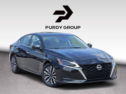 Used 2025 Nissan Altima 2.5 SV