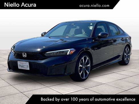 Used 2025 Honda Civic Sport Touring image 1