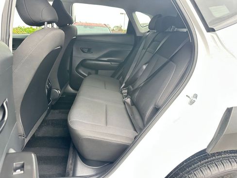 Used 2025 Hyundai Kona SEL image 37