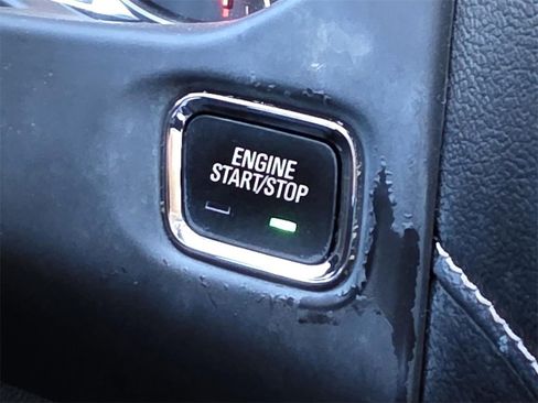 Used 2023 GMC Acadia Denali w/ Denali Ultimate Package image 44