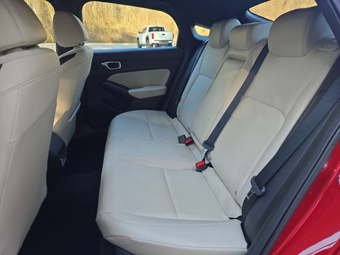 Used 2023 Acura Integra A-Spec image 16