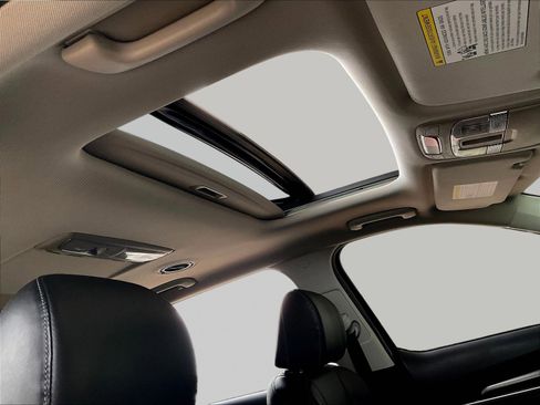 Used 2023 Kia Telluride S w/ S Sunroof Package FWD image 27